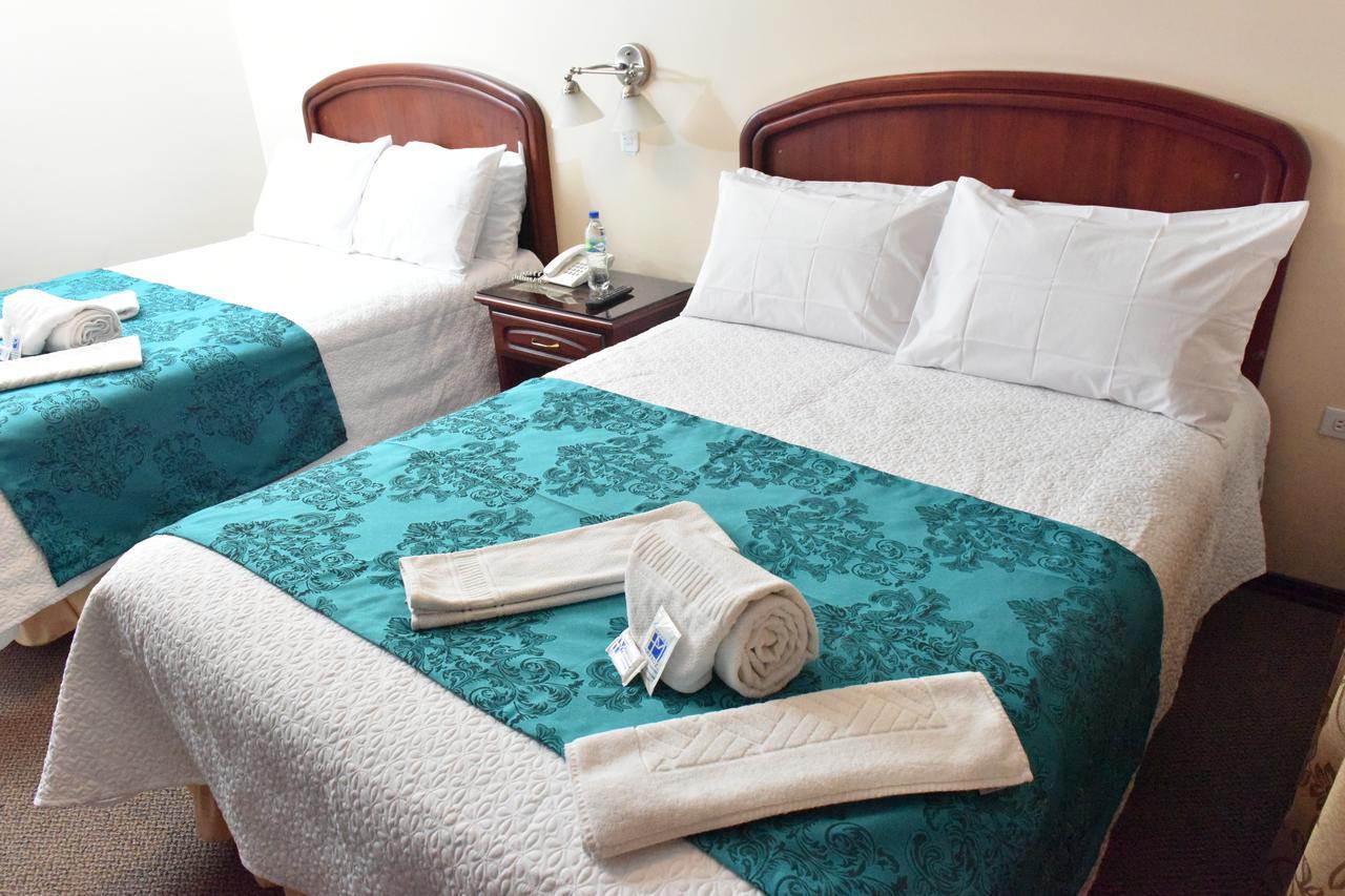 Hotel Makroz Латакунга Экстерьер фото