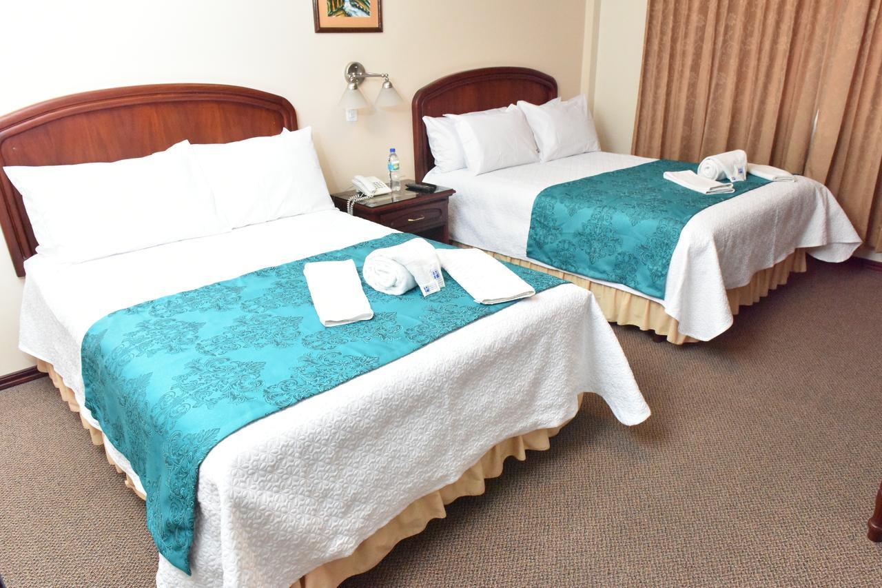 Hotel Makroz Латакунга Экстерьер фото